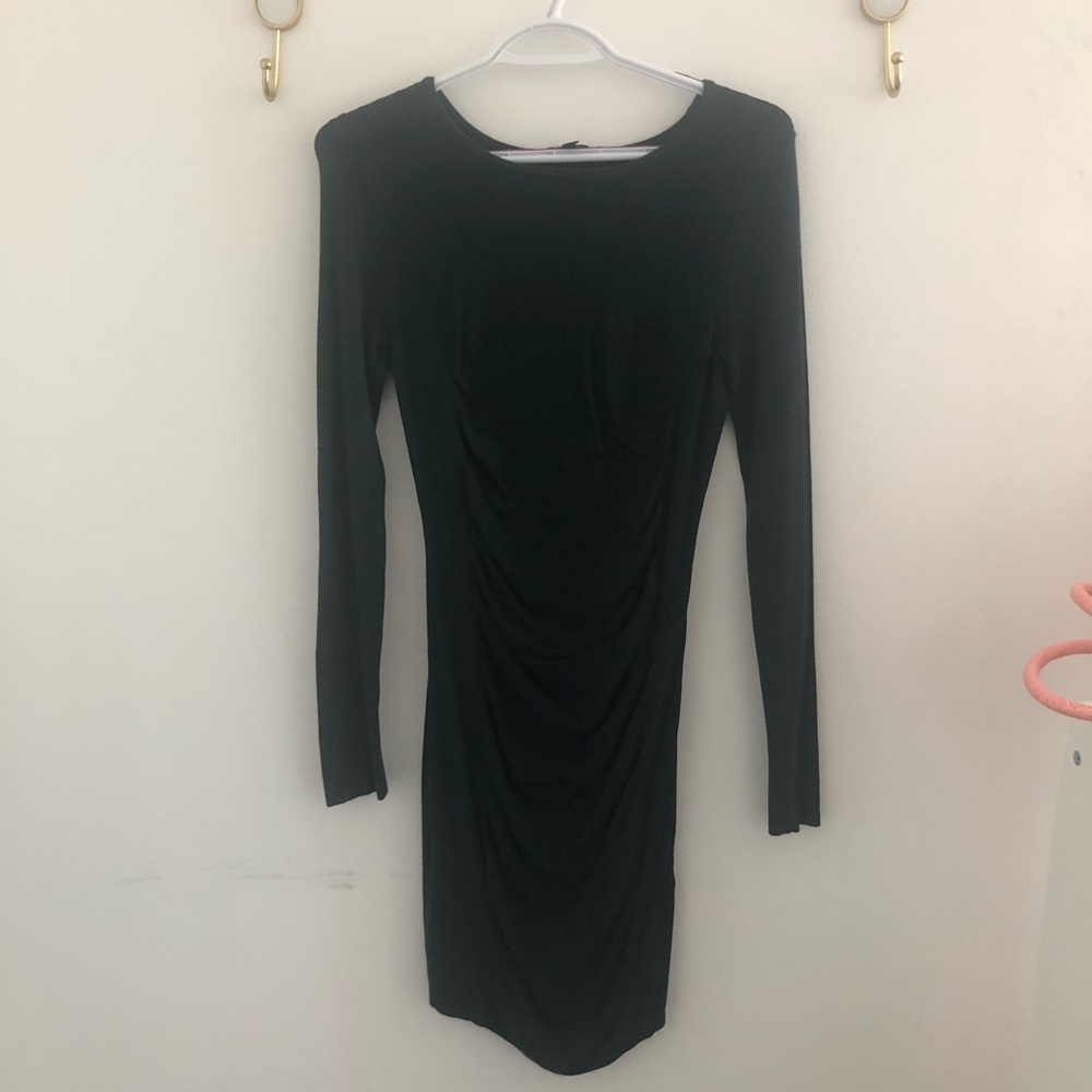 Green bodycon dress